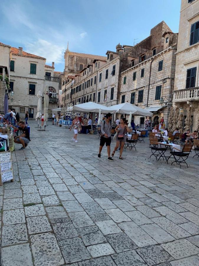 Apartment Svea - Free Parking Dubrovnik Exterior photo