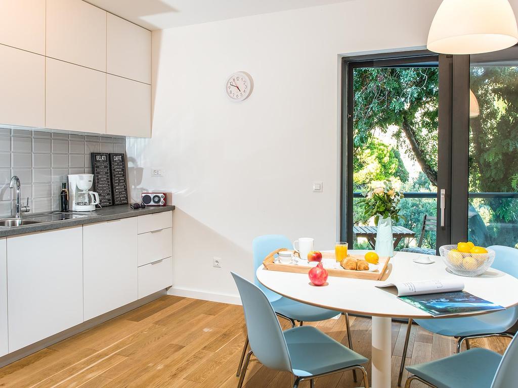 Apartment Svea - Free Parking Dubrovnik Exterior photo