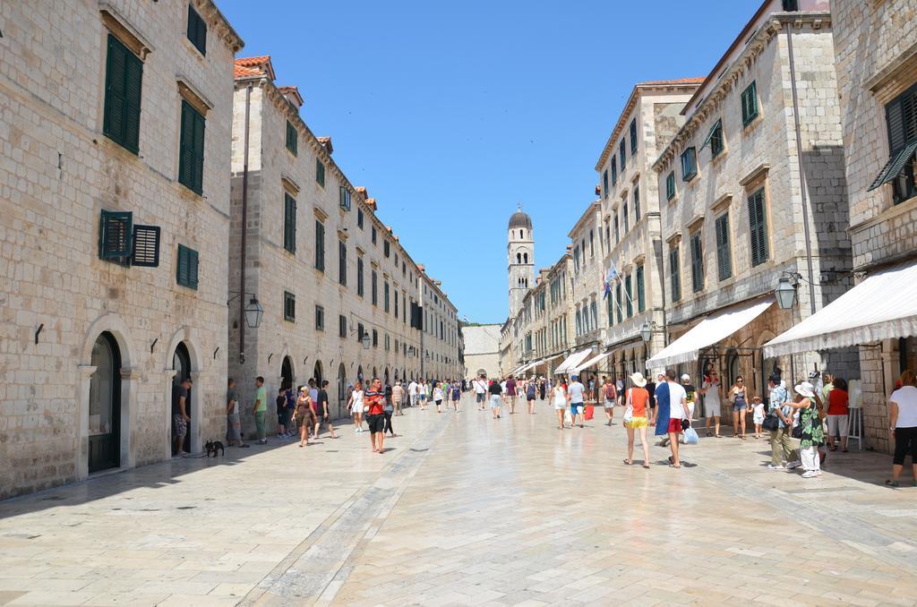 Apartment Svea - Free Parking Dubrovnik Exterior photo